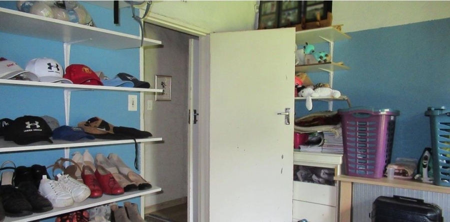 4 Bedroom Property for Sale in Buccleuch Gauteng