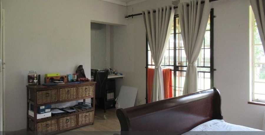 4 Bedroom Property for Sale in Buccleuch Gauteng