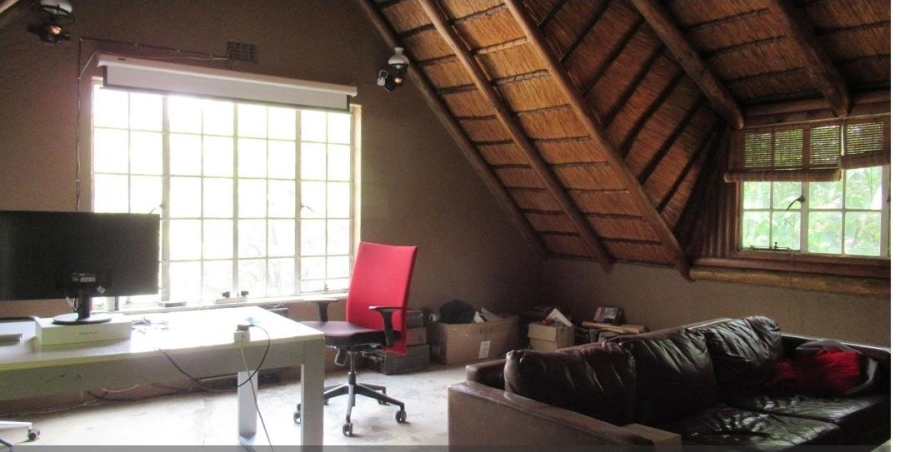 4 Bedroom Property for Sale in Buccleuch Gauteng