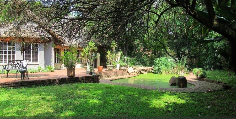 4 Bedroom Property for Sale in Buccleuch Gauteng