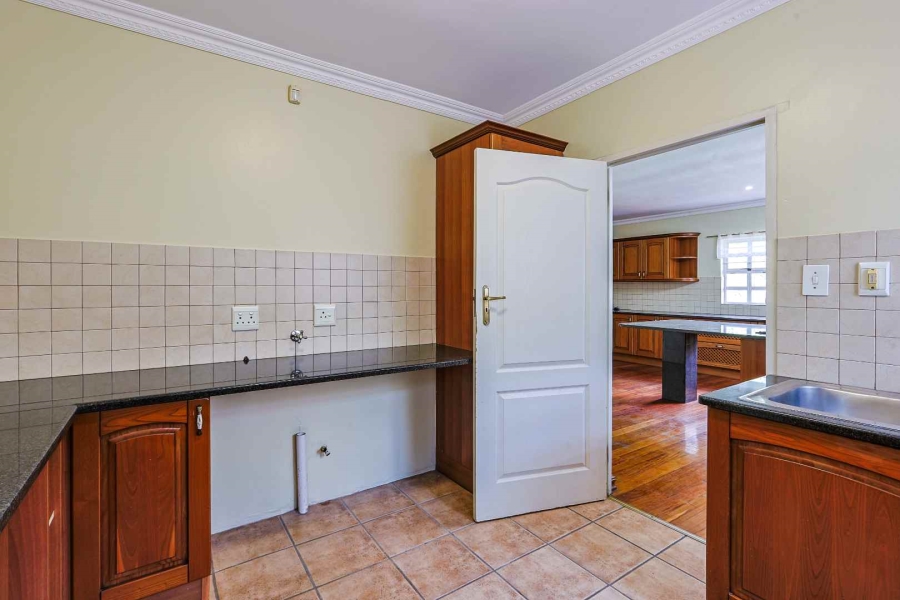 3 Bedroom Property for Sale in Wapadrand Gauteng