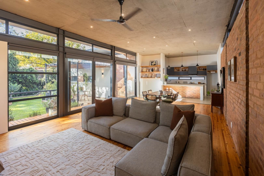 3 Bedroom Property for Sale in Waterkloof Ridge Gauteng