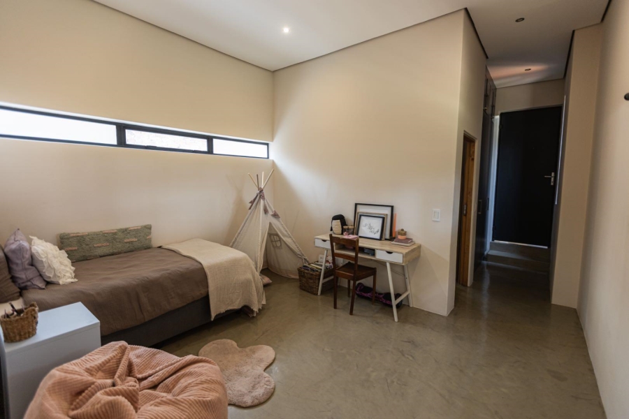 3 Bedroom Property for Sale in Waterkloof Ridge Gauteng