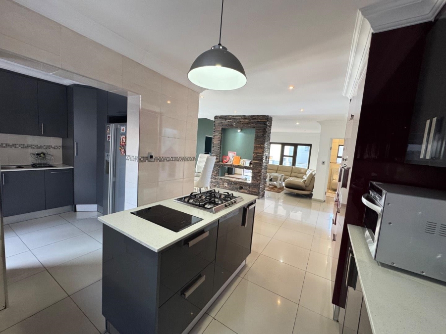 5 Bedroom Property for Sale in Centurion Central Gauteng