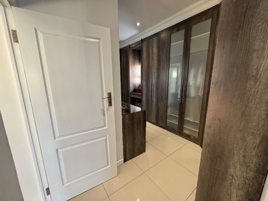 5 Bedroom Property for Sale in Centurion Central Gauteng