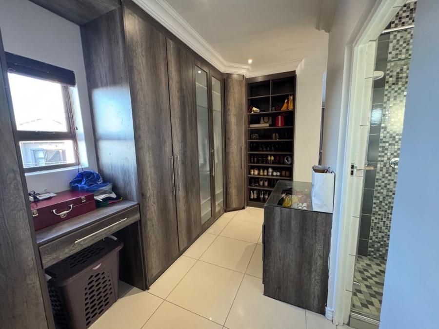 5 Bedroom Property for Sale in Centurion Central Gauteng