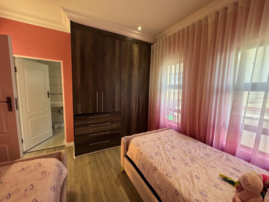 5 Bedroom Property for Sale in Centurion Central Gauteng