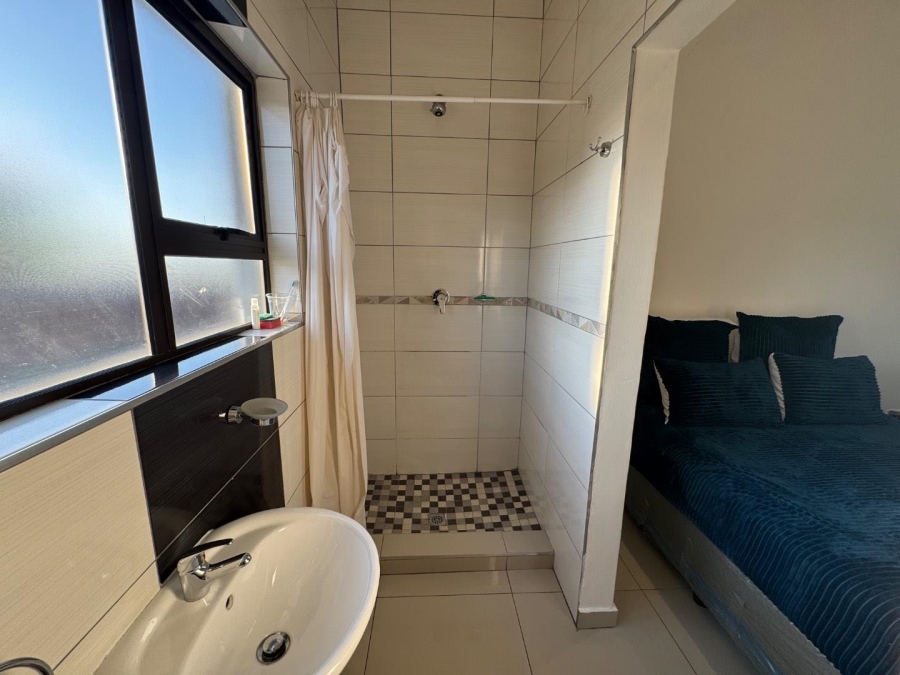 5 Bedroom Property for Sale in Centurion Central Gauteng