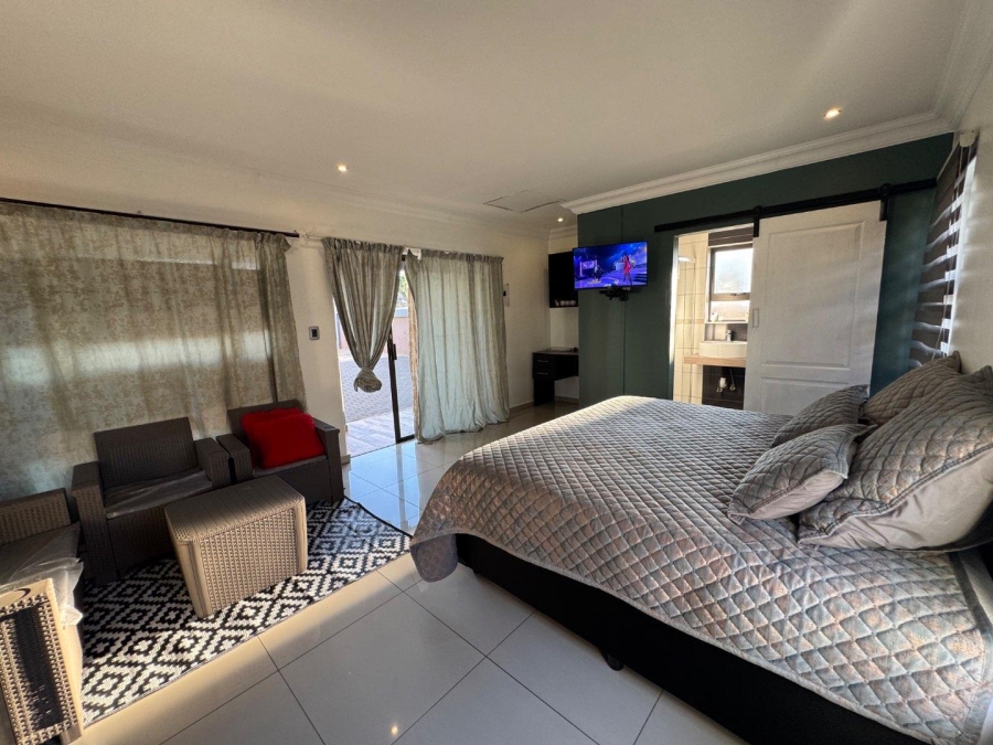 5 Bedroom Property for Sale in Centurion Central Gauteng