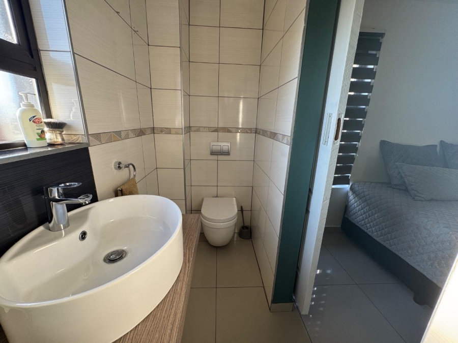 5 Bedroom Property for Sale in Centurion Central Gauteng