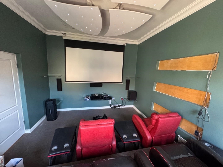 5 Bedroom Property for Sale in Centurion Central Gauteng