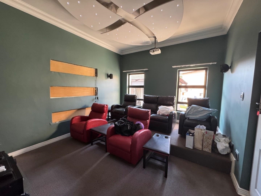 5 Bedroom Property for Sale in Centurion Central Gauteng