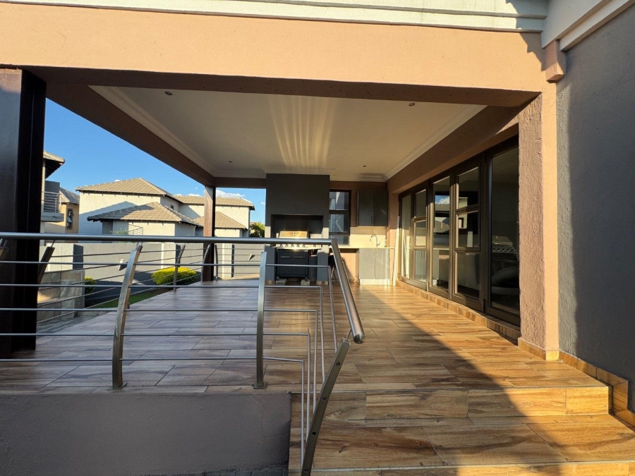 5 Bedroom Property for Sale in Centurion Central Gauteng