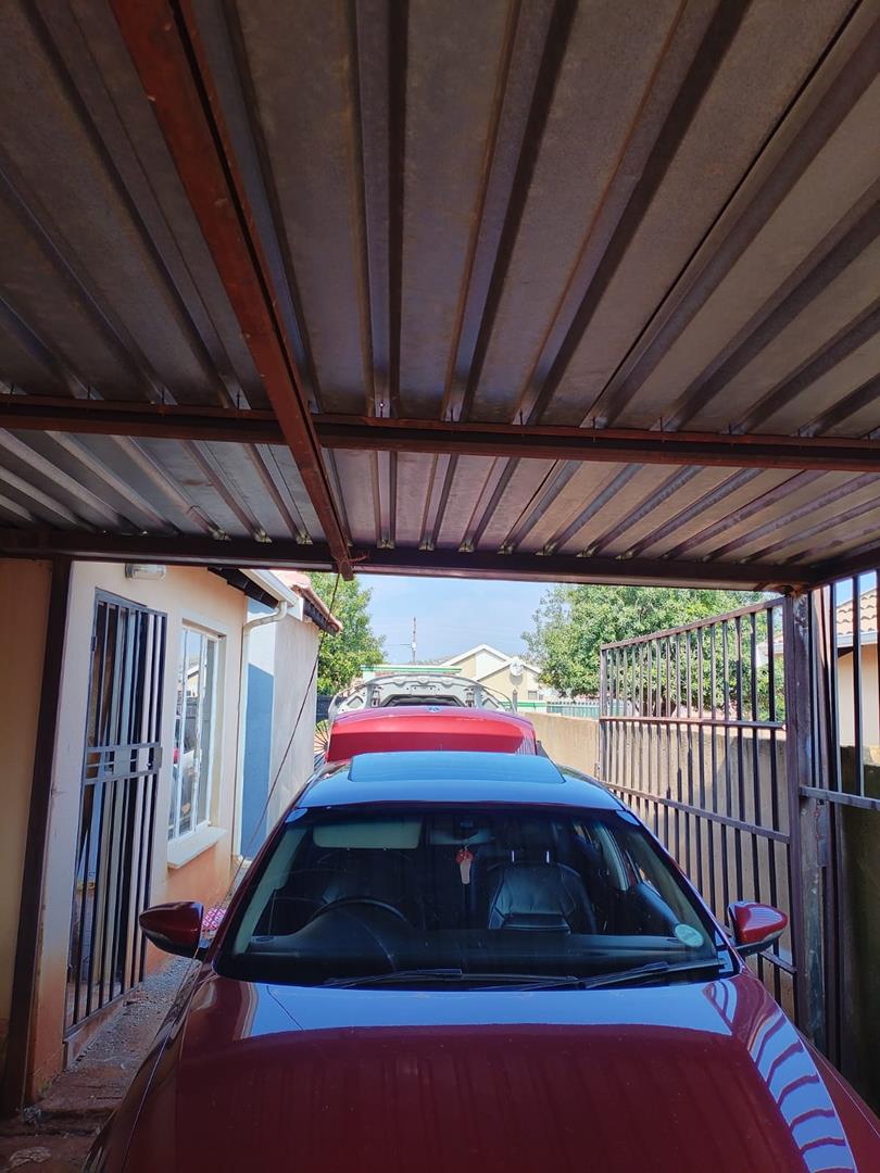 To Let 2 Bedroom Property for Rent in Mahube Valley Gauteng