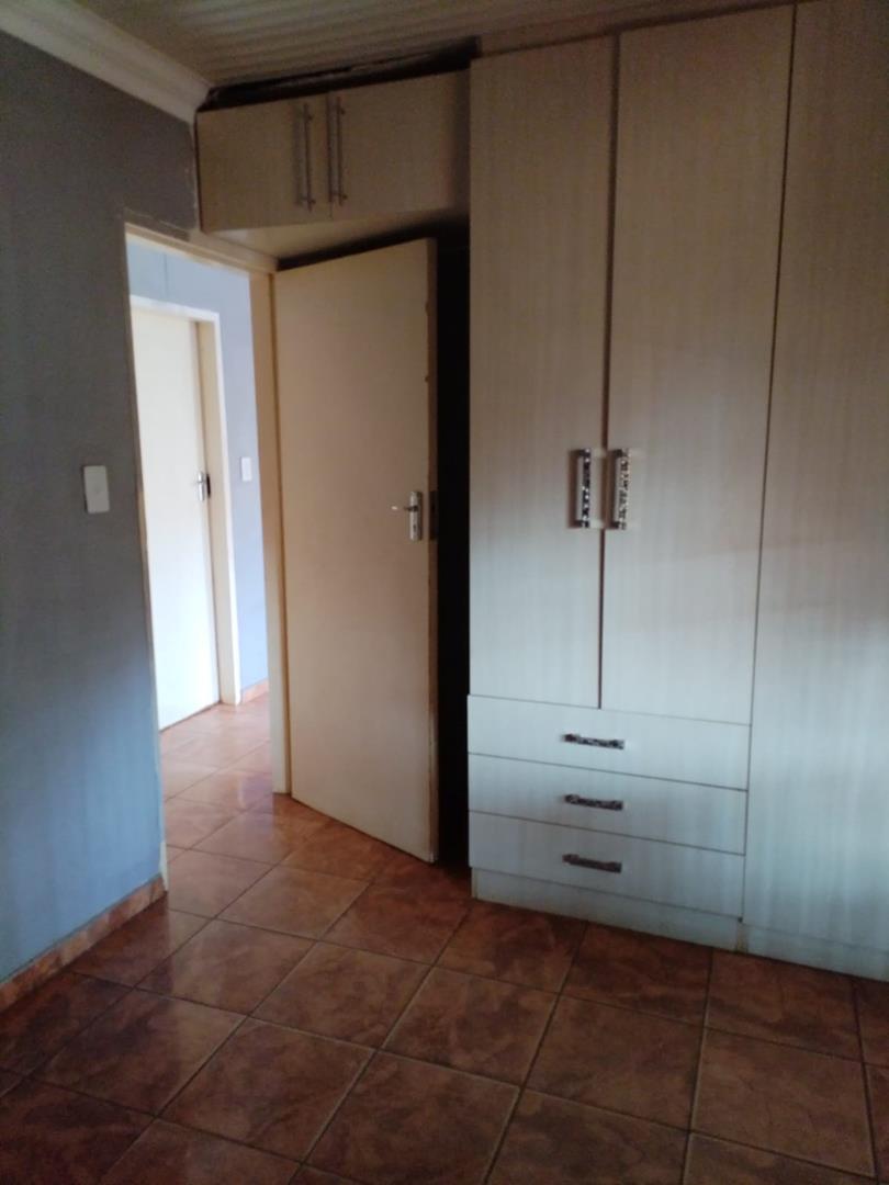 To Let 2 Bedroom Property for Rent in Mahube Valley Gauteng