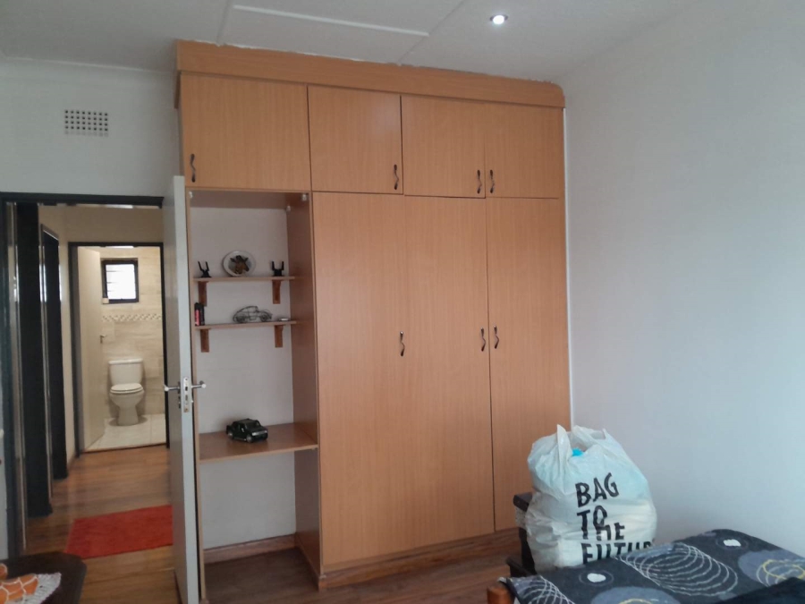 3 Bedroom Property for Sale in South Crest Gauteng