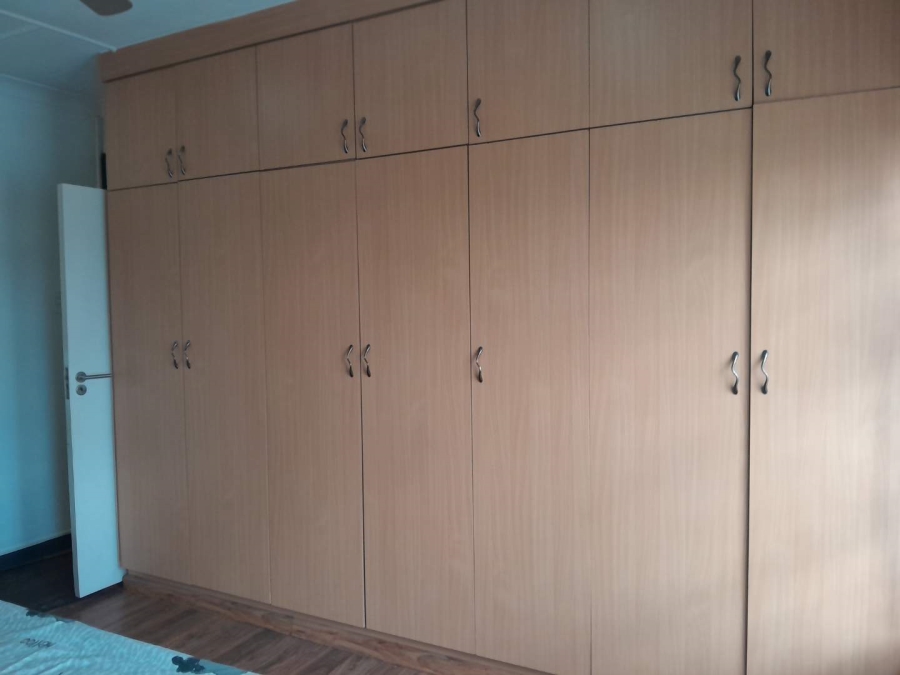 3 Bedroom Property for Sale in South Crest Gauteng