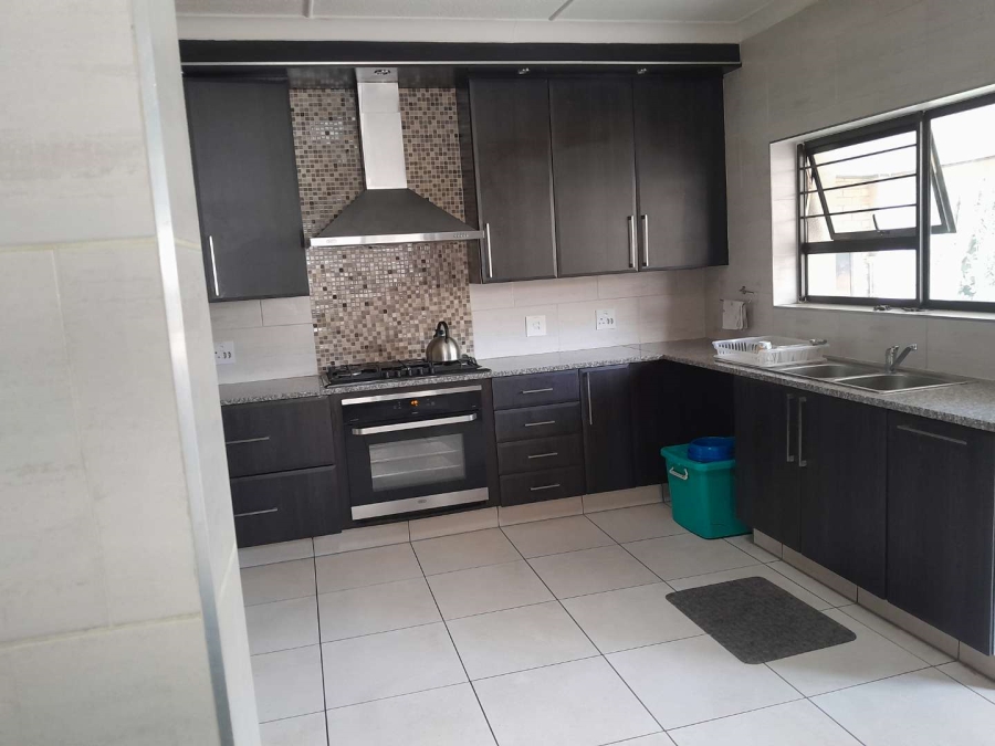 3 Bedroom Property for Sale in South Crest Gauteng