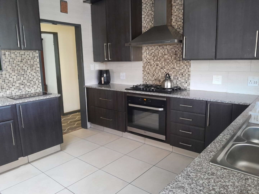 3 Bedroom Property for Sale in South Crest Gauteng
