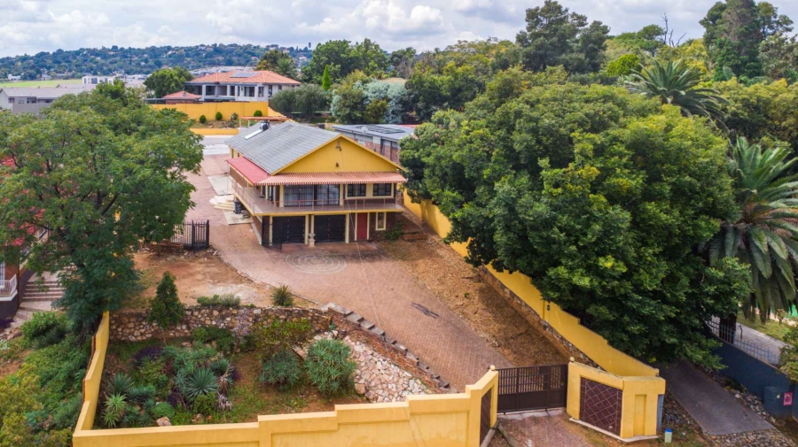 4 Bedroom Property for Sale in Waterkloof Ridge Gauteng