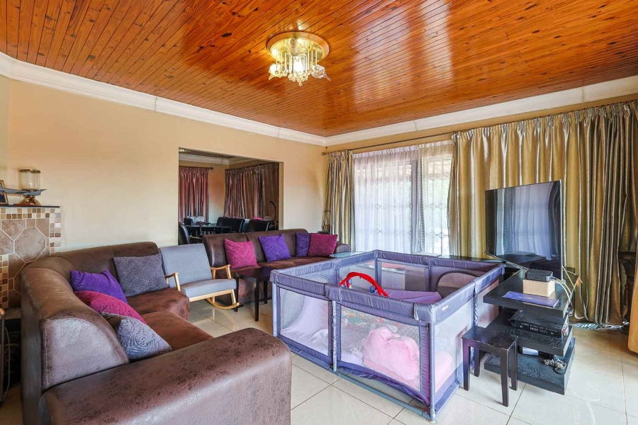 4 Bedroom Property for Sale in Waterkloof Ridge Gauteng