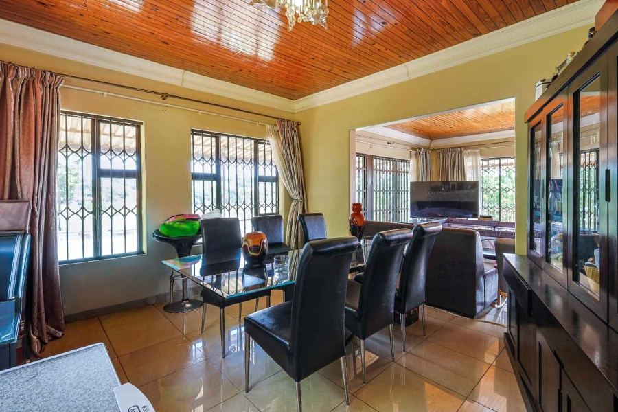 4 Bedroom Property for Sale in Waterkloof Ridge Gauteng