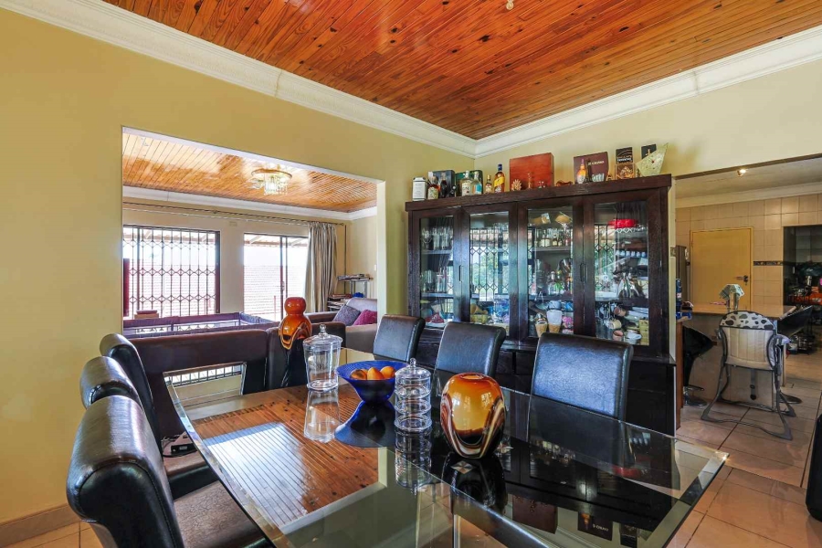 4 Bedroom Property for Sale in Waterkloof Ridge Gauteng