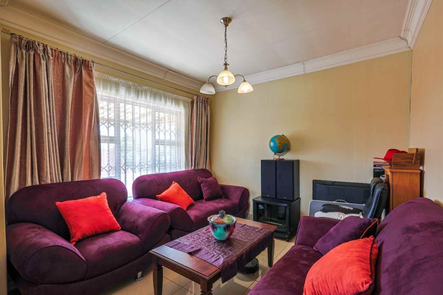 4 Bedroom Property for Sale in Waterkloof Ridge Gauteng