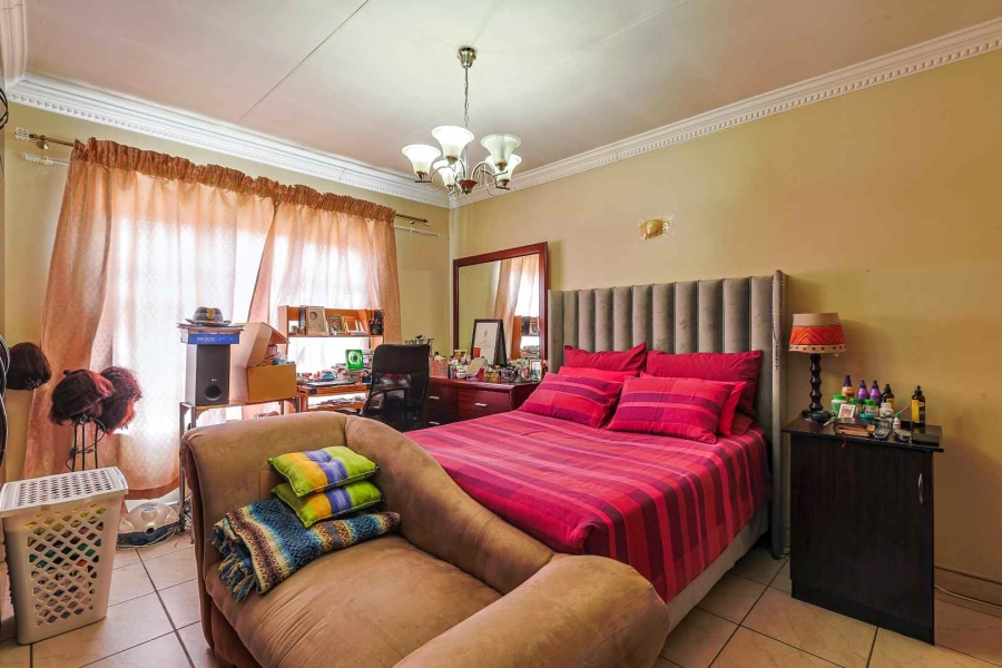 4 Bedroom Property for Sale in Waterkloof Ridge Gauteng