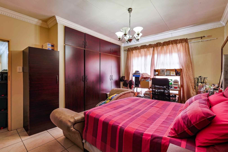 4 Bedroom Property for Sale in Waterkloof Ridge Gauteng