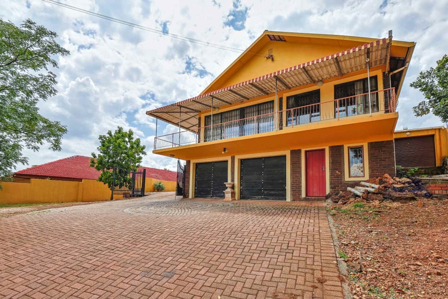 4 Bedroom Property for Sale in Waterkloof Ridge Gauteng