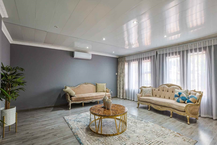 3 Bedroom Property for Sale in Waterkloof Ridge Gauteng