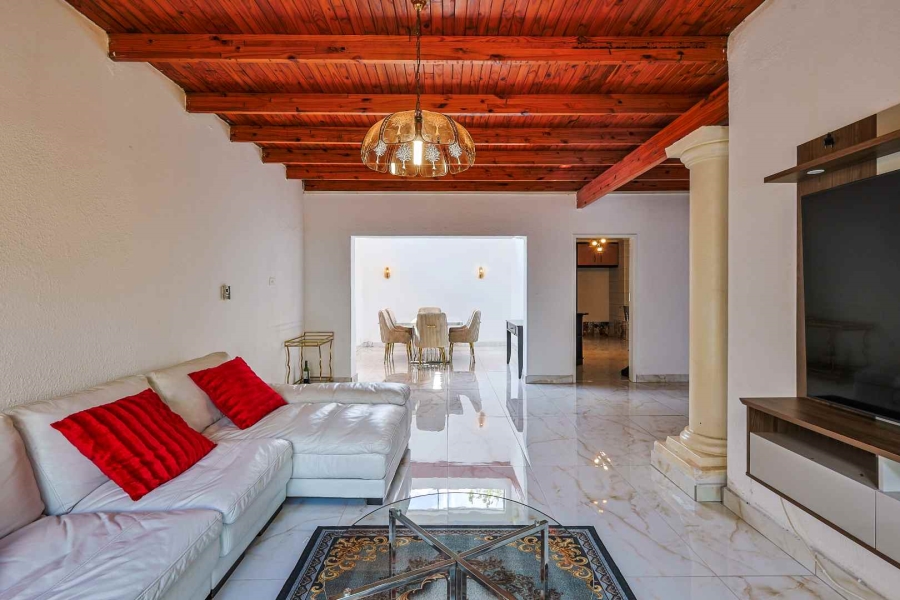 3 Bedroom Property for Sale in Waterkloof Ridge Gauteng