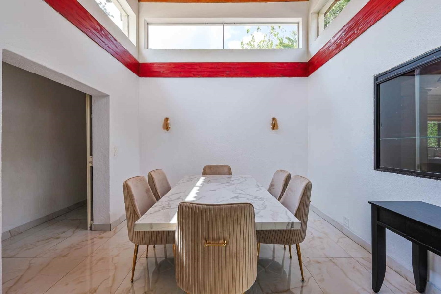 3 Bedroom Property for Sale in Waterkloof Ridge Gauteng