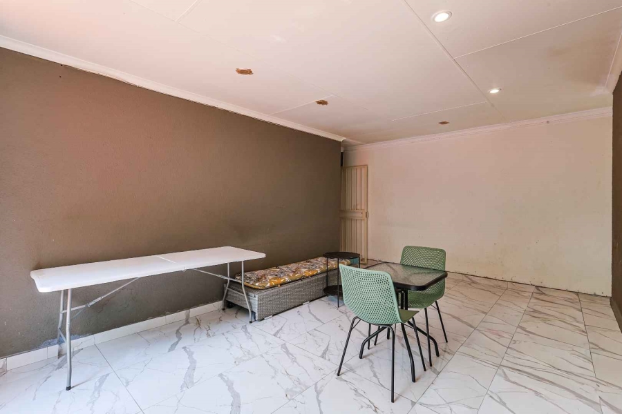 3 Bedroom Property for Sale in Waterkloof Ridge Gauteng