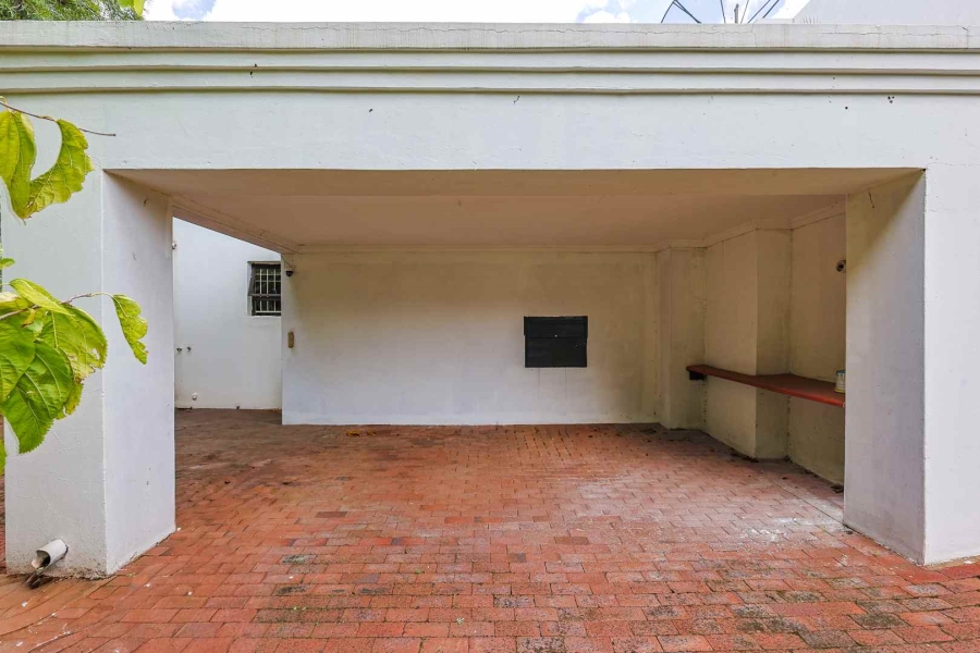 3 Bedroom Property for Sale in Waterkloof Ridge Gauteng