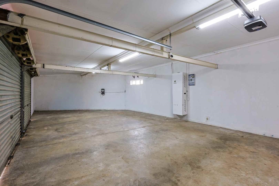 3 Bedroom Property for Sale in Waterkloof Ridge Gauteng