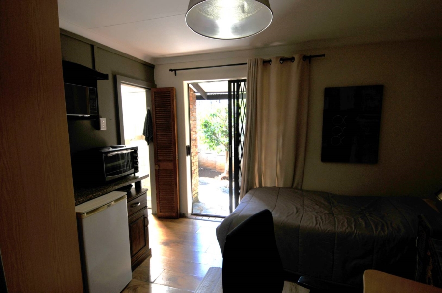 To Let 1 Bedroom Property for Rent in Menlo Park Gauteng