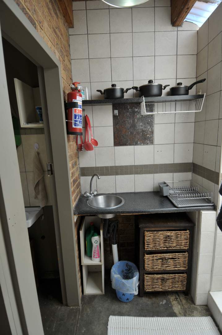 To Let 1 Bedroom Property for Rent in Menlo Park Gauteng