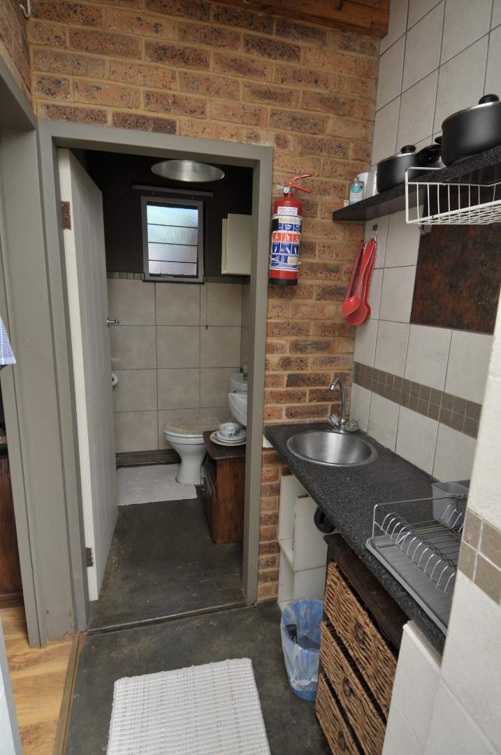 To Let 1 Bedroom Property for Rent in Menlo Park Gauteng