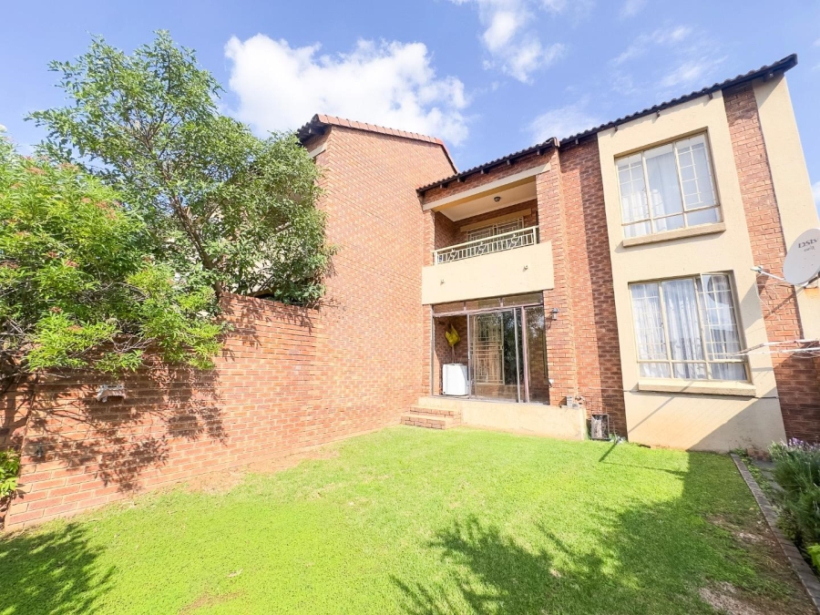 2 Bedroom Property for Sale in Mooikloof Ridge Gauteng