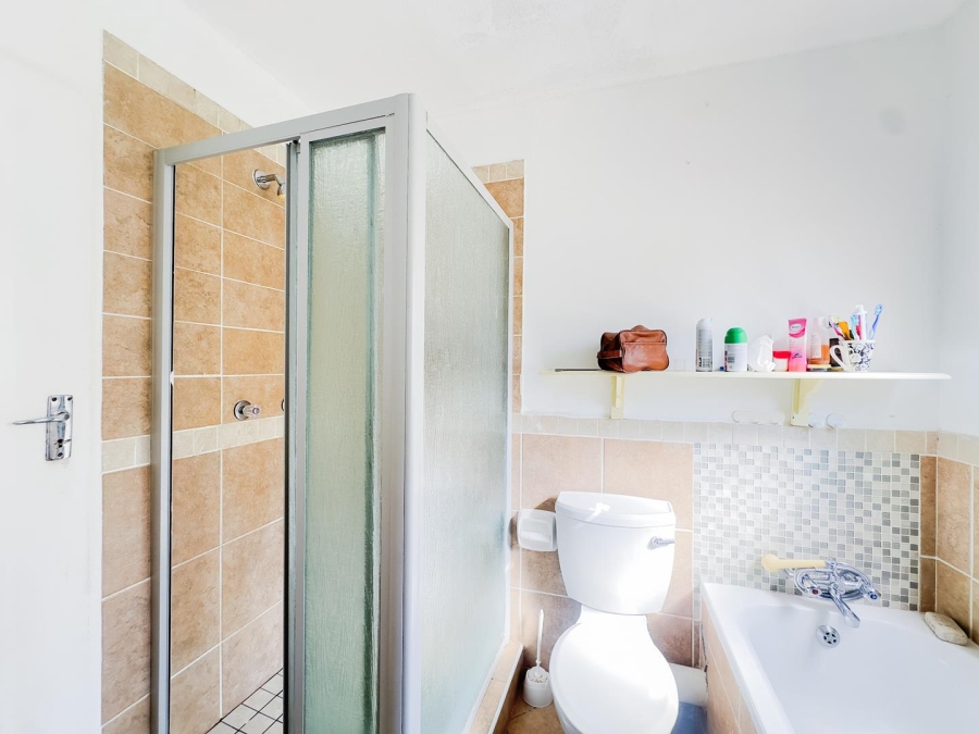 2 Bedroom Property for Sale in Mooikloof Ridge Gauteng