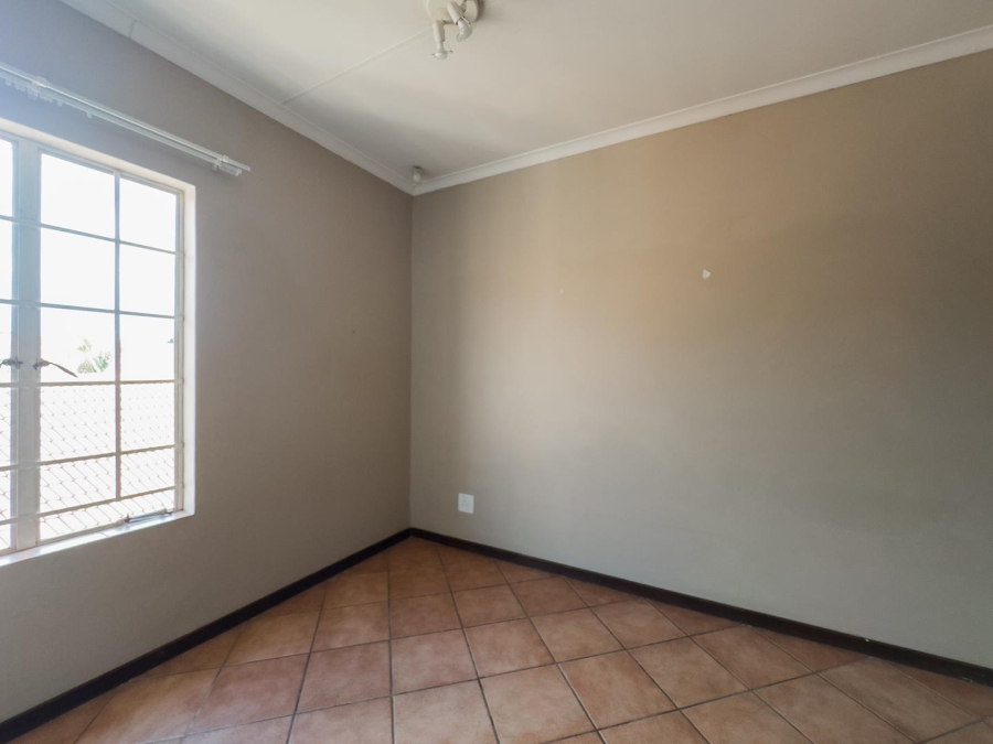 2 Bedroom Property for Sale in Mooikloof Ridge Gauteng