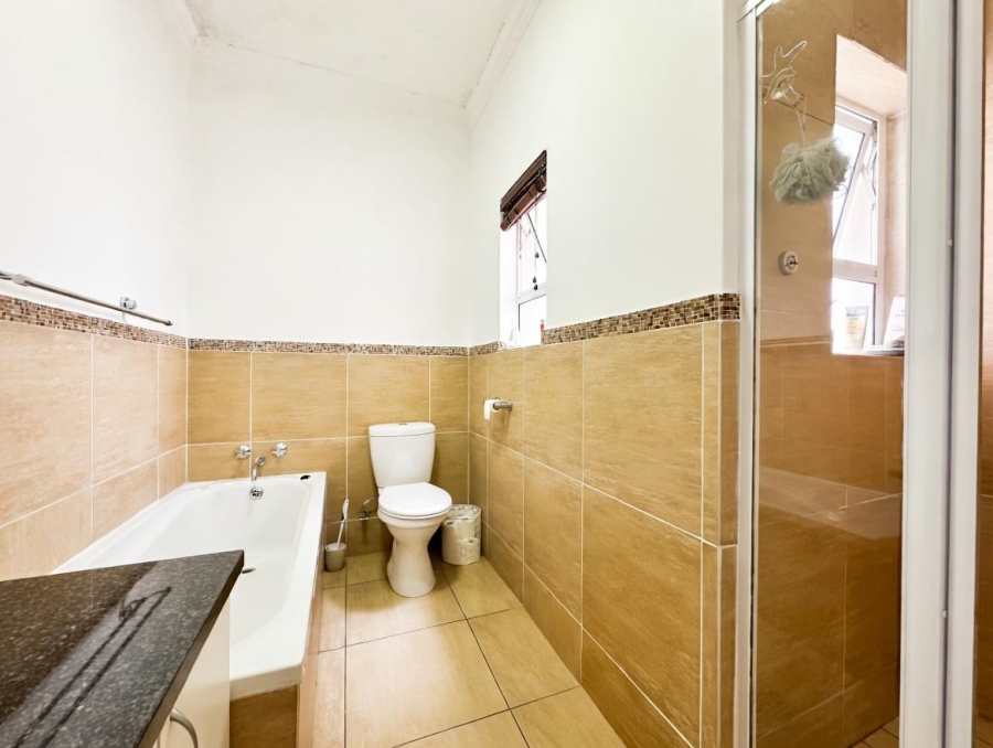 3 Bedroom Property for Sale in Greenstone Hill Gauteng