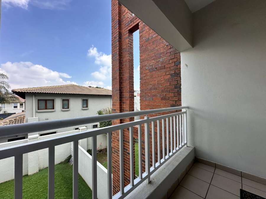 3 Bedroom Property for Sale in Greenstone Hill Gauteng