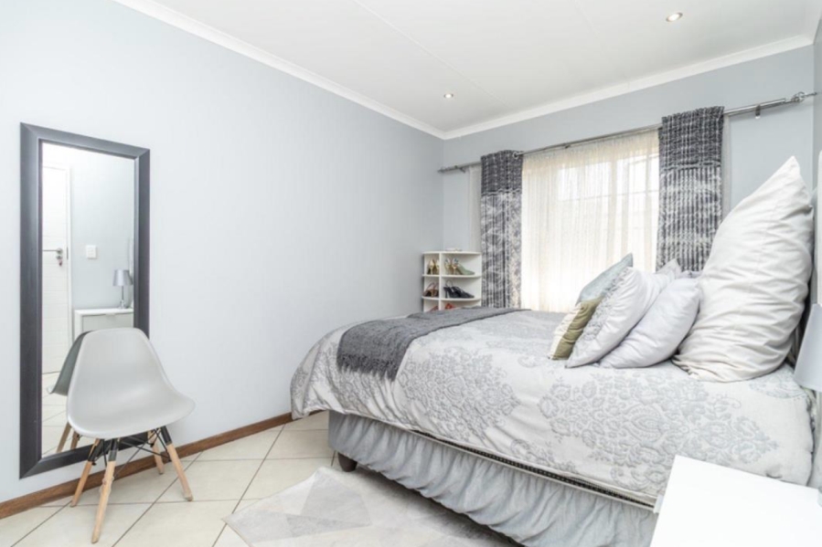 3 Bedroom Property for Sale in Noordwyk Gauteng