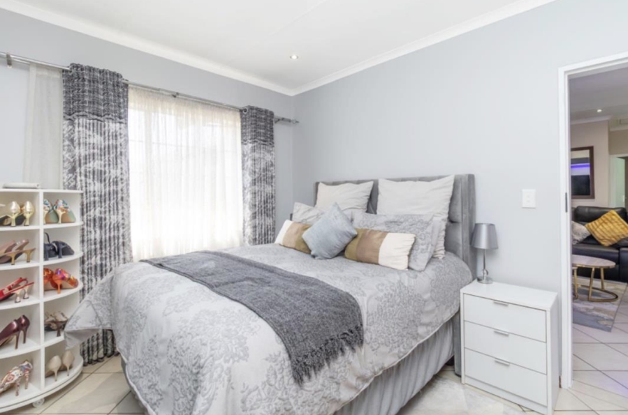 3 Bedroom Property for Sale in Noordwyk Gauteng