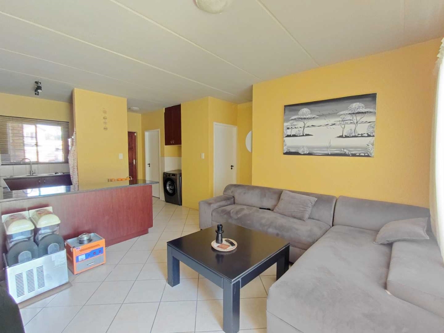 2 Bedroom Property for Sale in Honeypark Gauteng