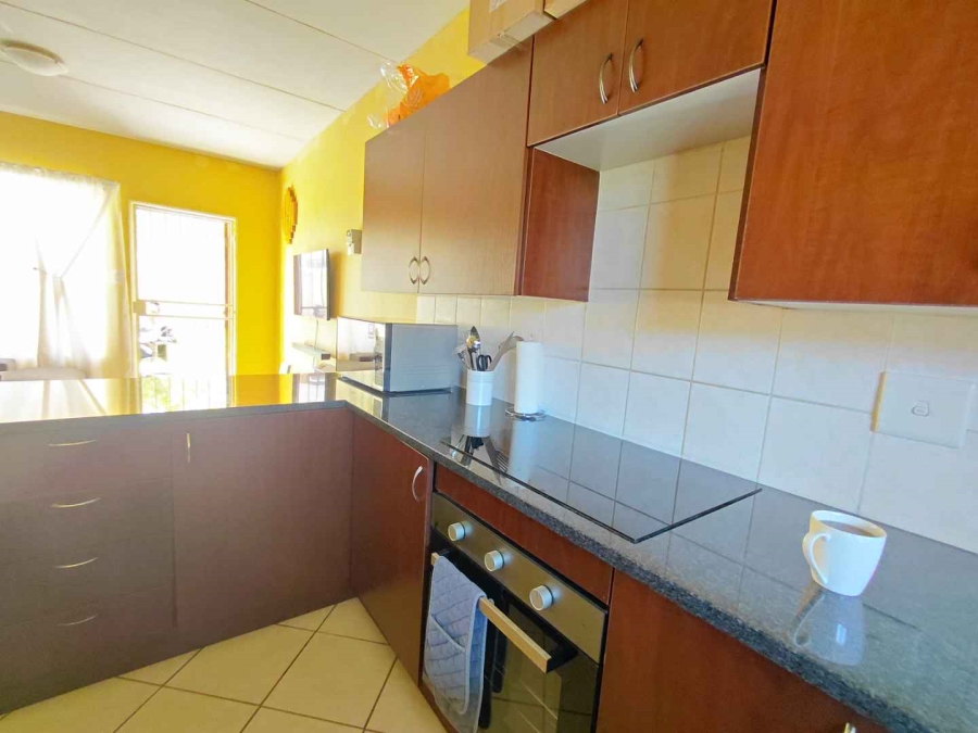 2 Bedroom Property for Sale in Honeypark Gauteng