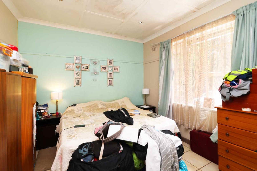 6 Bedroom Property for Sale in Wentworth Park Gauteng